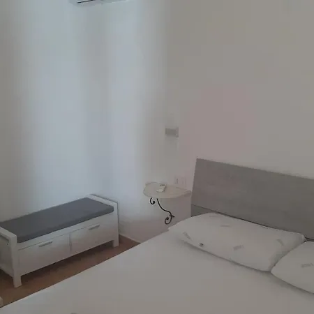 Mirice Aglientu Casa Mattia * Vignola Mare